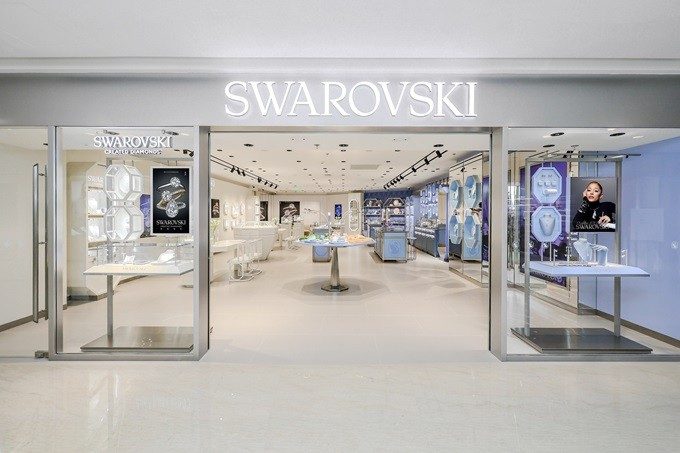 施华洛世奇上海港汇恒隆广场店盛大启幕 璀璨焕新 闪耀登场